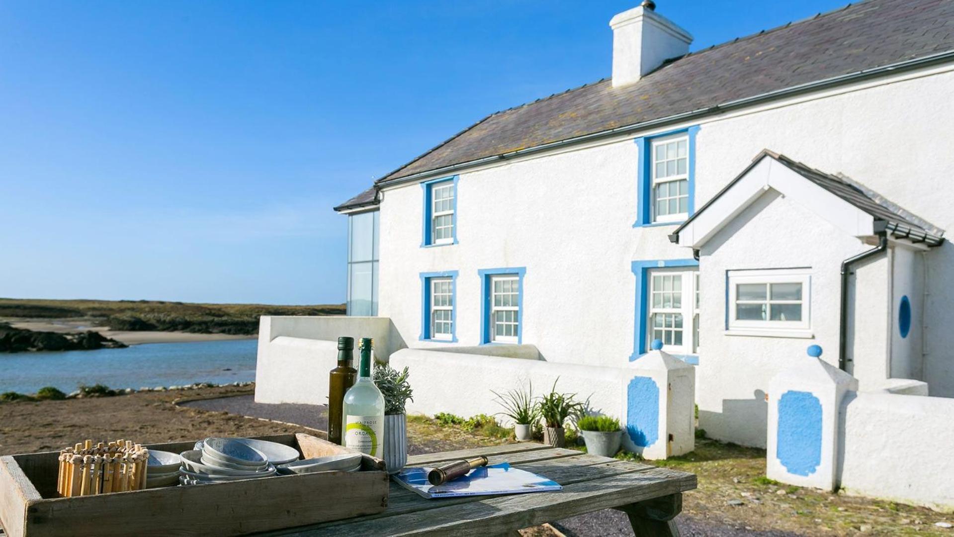 Villa Hen Cymyran Caergeiliog Exterior foto